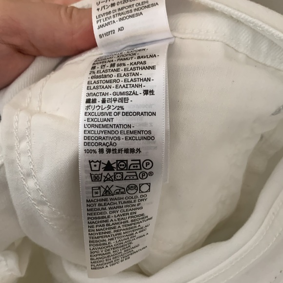 Levi's Wedgie Straight Stretch Jean in Naturally Good Size 28 - Picture 9 of 10